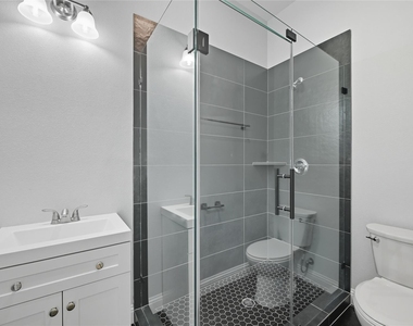914 E Tucker Street - Photo Thumbnail 8