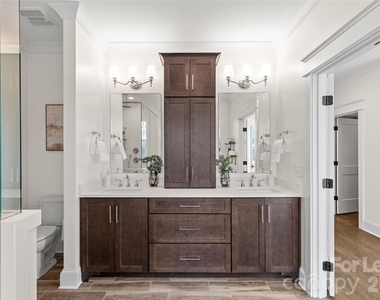 2520 Laburnum Avenue - Photo Thumbnail 26