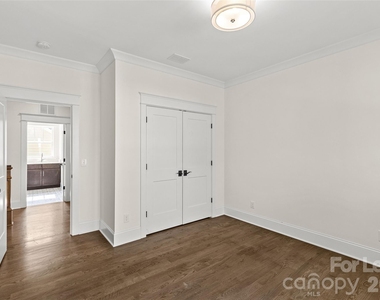 2520 Laburnum Avenue - Photo Thumbnail 30