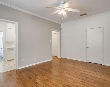 1622 Mistletoe Boulevard - Photo Thumbnail 9