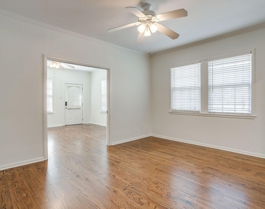 1622 Mistletoe Boulevard - Photo Thumbnail 10