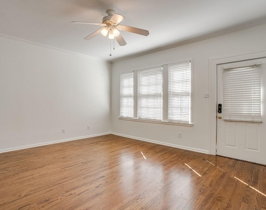 1622 Mistletoe Boulevard - Photo Thumbnail 5