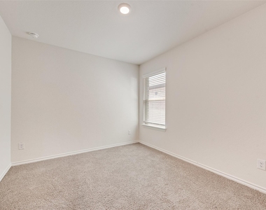 2706 Knollwood Trail - Photo Thumbnail 11
