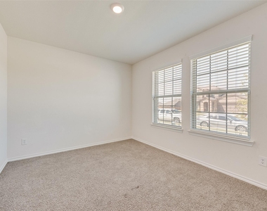 2706 Knollwood Trail - Photo Thumbnail 3
