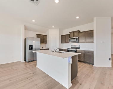 2706 Knollwood Trail - Photo Thumbnail 8