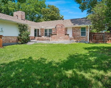 11070 Delford Circle - Photo Thumbnail 14