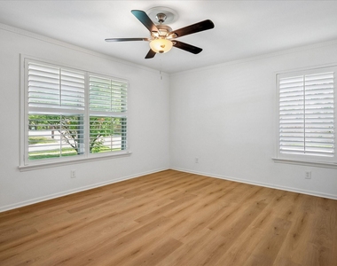 11070 Delford Circle - Photo Thumbnail 7