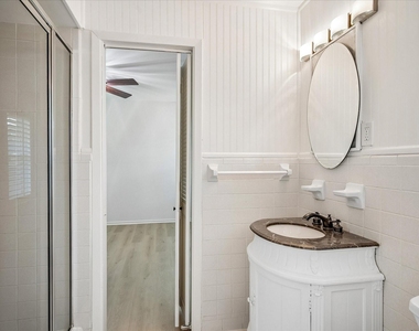 11070 Delford Circle - Photo Thumbnail 12