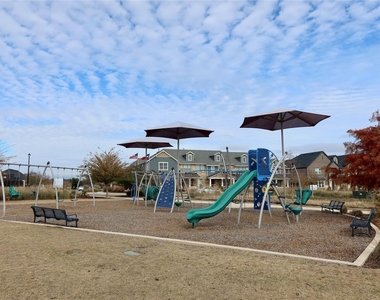 2538 Settlers Place - Photo Thumbnail 18