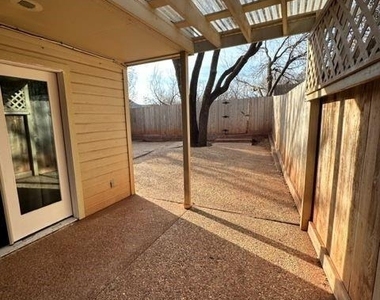 23 Harbour Town Street - Photo Thumbnail 19