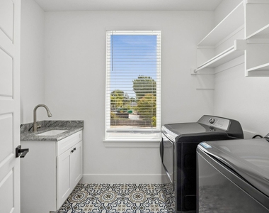4023 Abilene Street - Photo Thumbnail 17