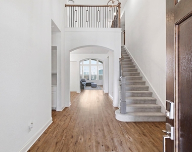2602 Delta Drive - Photo Thumbnail 2