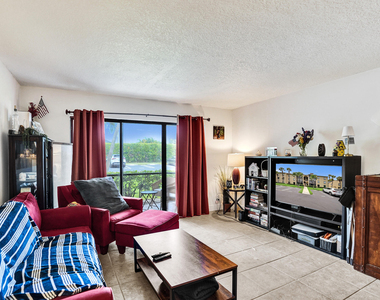 629 Sea Pine Way - Photo Thumbnail 14