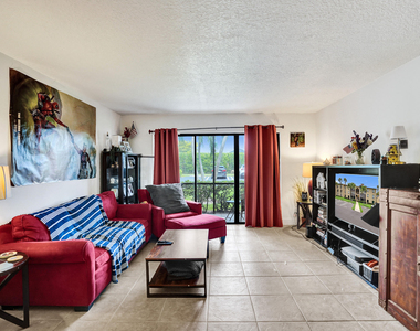 629 Sea Pine Way - Photo Thumbnail 13