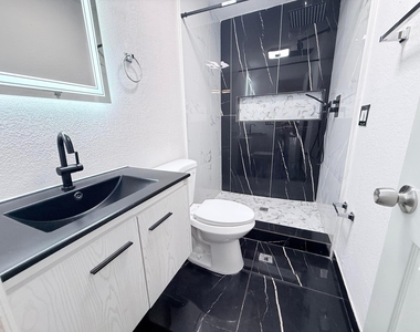 2117 E Bond Drive - Photo Thumbnail 20