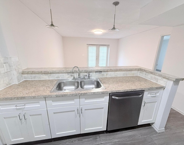 2117 E Bond Drive - Photo Thumbnail 12