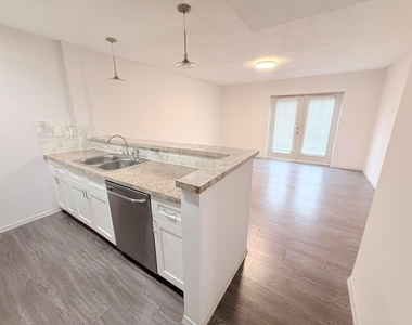 2117 E Bond Drive - Photo Thumbnail 13