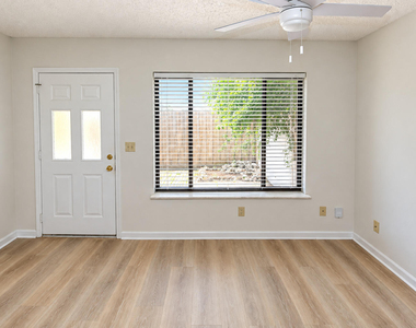 1309 Se Coral Reef Street - Photo Thumbnail 12