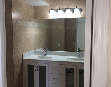 12950 Vista Isles Drive - Photo Thumbnail 5