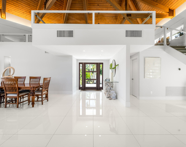 3521 Glenwood Court - Photo Thumbnail 2