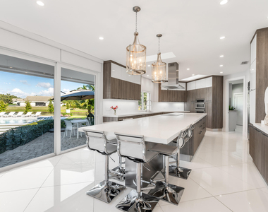 3521 Glenwood Court - Photo Thumbnail 14