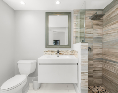 3521 Glenwood Court - Photo Thumbnail 25