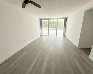 1080 94th Street - Photo Thumbnail 3