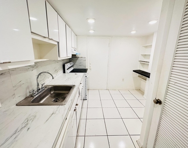 1080 94th Street - Photo Thumbnail 4