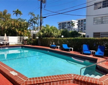 1080 94th Street - Photo Thumbnail 14
