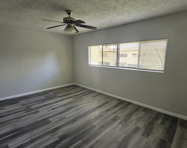 4669 Nw 89th Avenue - Photo Thumbnail 7