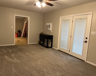 6960 Clifden Drive - Photo Thumbnail 14