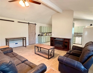 6960 Clifden Drive - Photo Thumbnail 16