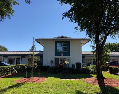 11640 Nw 39th Street - Photo Thumbnail 1