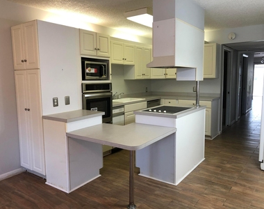 11640 Nw 39th Street - Photo Thumbnail 15