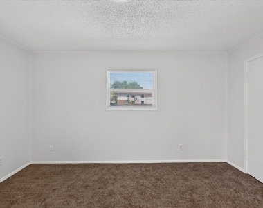 1805 Randolph Drive - Photo Thumbnail 19