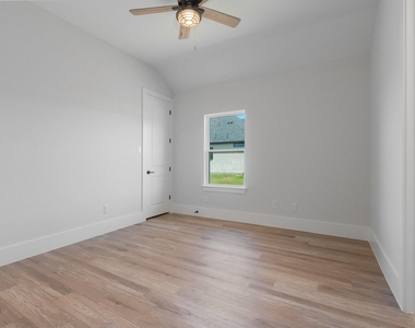6220 Purple English Oak - Photo Thumbnail 23