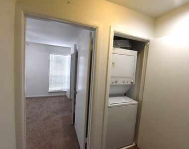 2727 Shelby Avenue - Photo Thumbnail 29