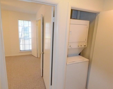 2727 Shelby Avenue - Photo Thumbnail 9
