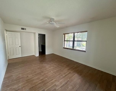 171 Deer Creek Boulevard - Photo Thumbnail 3