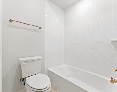 2616 La Cala Drive - Photo Thumbnail 28