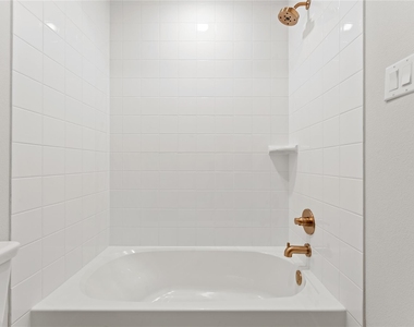 2616 La Cala Drive - Photo Thumbnail 29