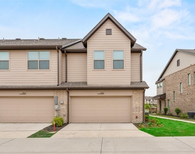 2616 La Cala Drive - Photo Thumbnail 32