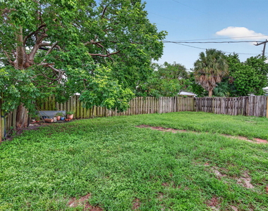 410 Nw 52nd Court - Photo Thumbnail 30