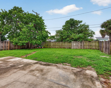 410 Nw 52nd Court - Photo Thumbnail 26
