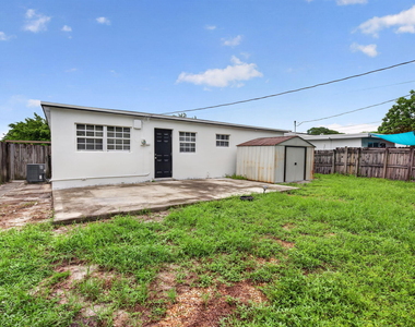 410 Nw 52nd Court - Photo Thumbnail 27