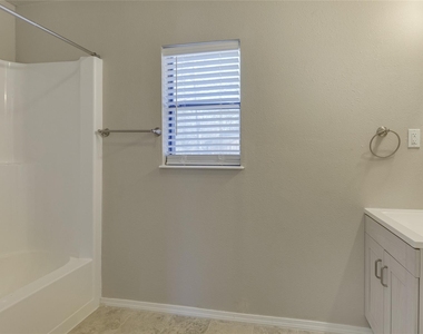 157 Harborr Drive - Photo Thumbnail 19