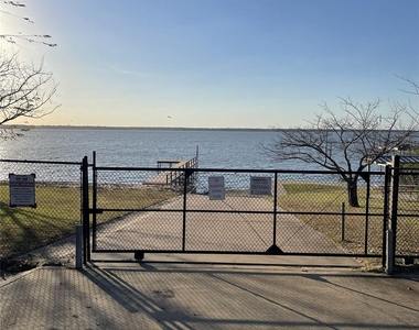 157 Harborr Drive - Photo Thumbnail 27