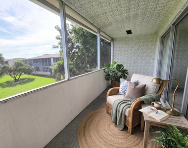 204 Canterbury I - Photo Thumbnail 7