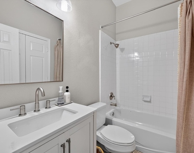 2503 Windgate Lane - Photo Thumbnail 9