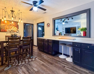 1805 El Paso Street - Photo Thumbnail 9